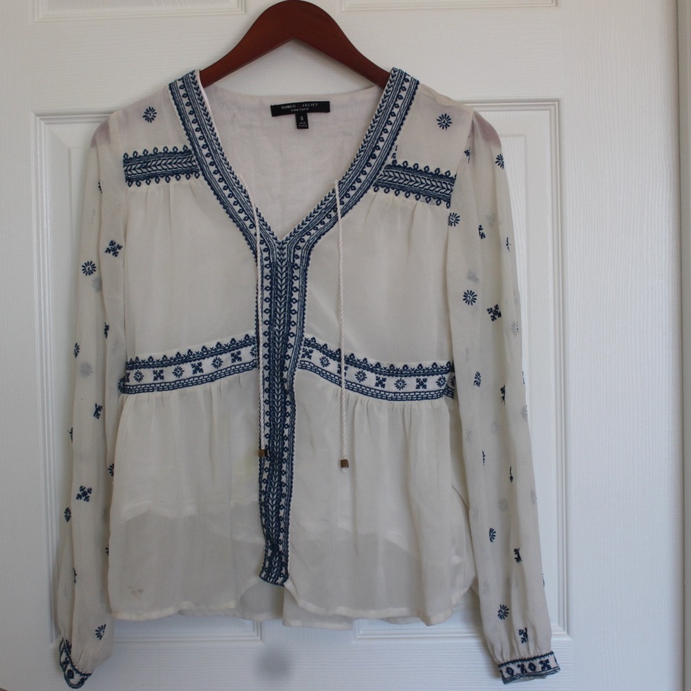 Super Cute Blouse!